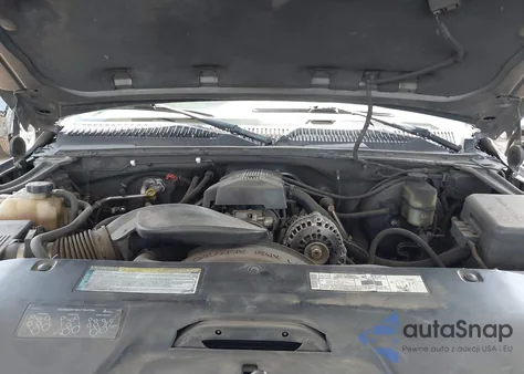 2000 Chevrolet Silverado 1500 Ls from USA, damaged, VIN 1GCEC19T0YZ139455